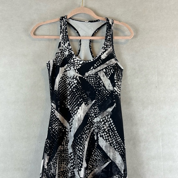 Lululemon Racerback cool tank CRB black static mist white shirt size 8 - Picture 6 of 7